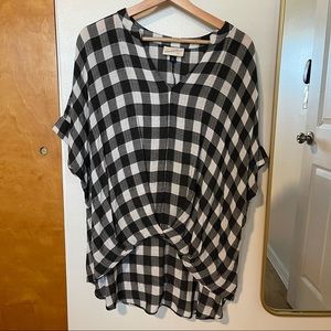 Women’s Universal Thread Plaid Top